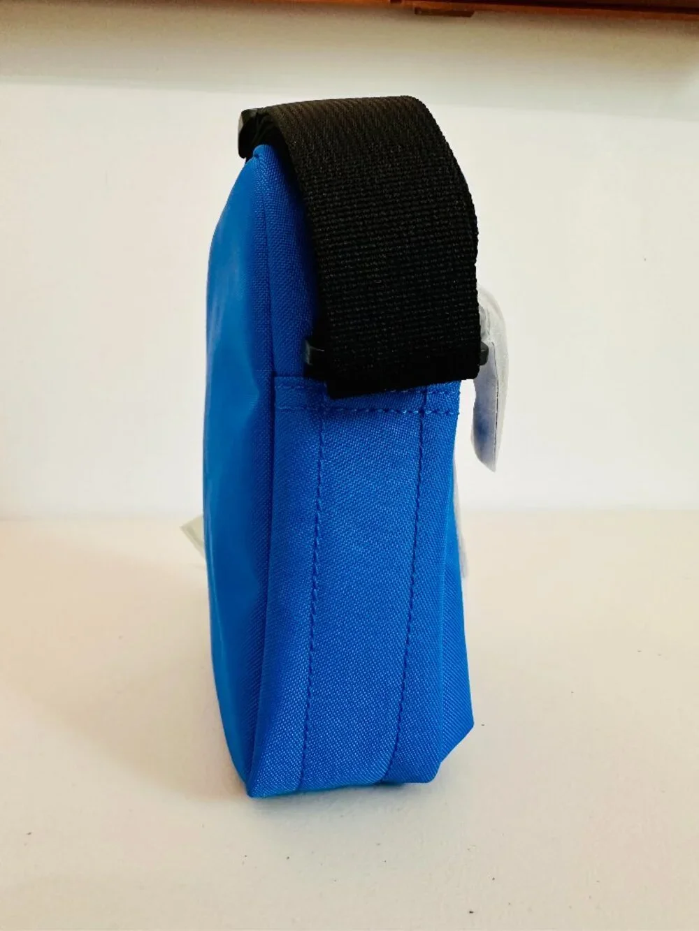 LACOSTE NEOCROC HILO BLUE VERTICAL CAMERA CROSSBODY BAG UNISEX